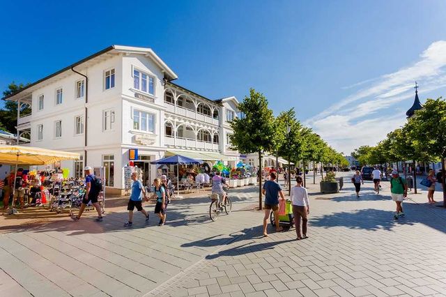 Villa Hildegard-Strand 200 Meter-Balkon-Zentrum vo Ferienwohnung auf Rügen