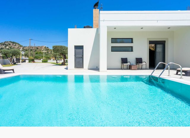 Costa Mari Villa with private Pool Villa in Griechenland