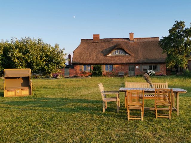Ferienhaus Gut Glück - Für 6 Ferieng&aum Ferienwohnung in Lancken Granitz