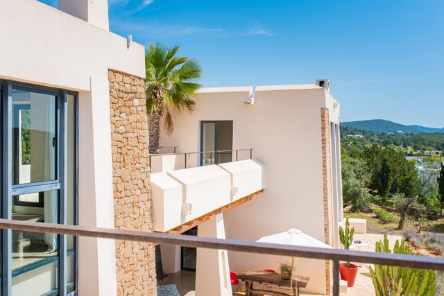 Luxusvilla im minimalistischen Baustil 74 Villa  Ibiza