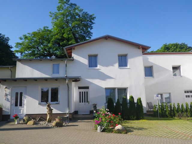 Stranddistel - Haus Gudrun: FeWo 5 - Haus Gudrun F Ferienwohnung in Zinnowitz Ostseebad