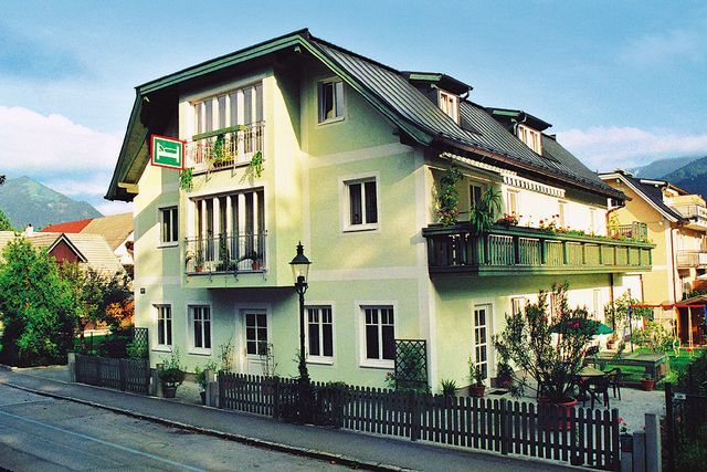Appartementhaus Grill - FERIENWOHNUNG "Venezi Ferienwohnung  Strobl