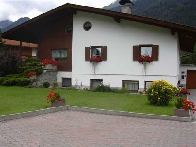 Haus Lechner - Ferienwohnung 1 Ferienwohnung  Tirol
