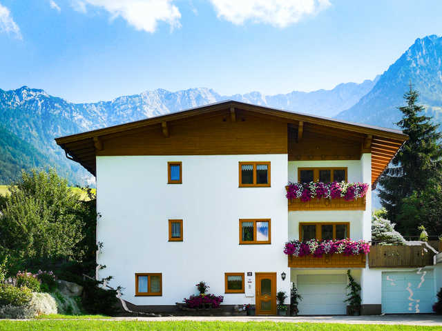 Haus Kurz Matthäus - 2-Zimmer Wohnung 1 Ferienwohnung  Tirol