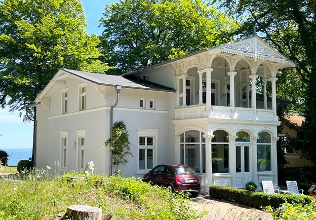 Villa Achterkerke - a. OG-Etage Ferienwohnung in Heringsdorf Ostseebad