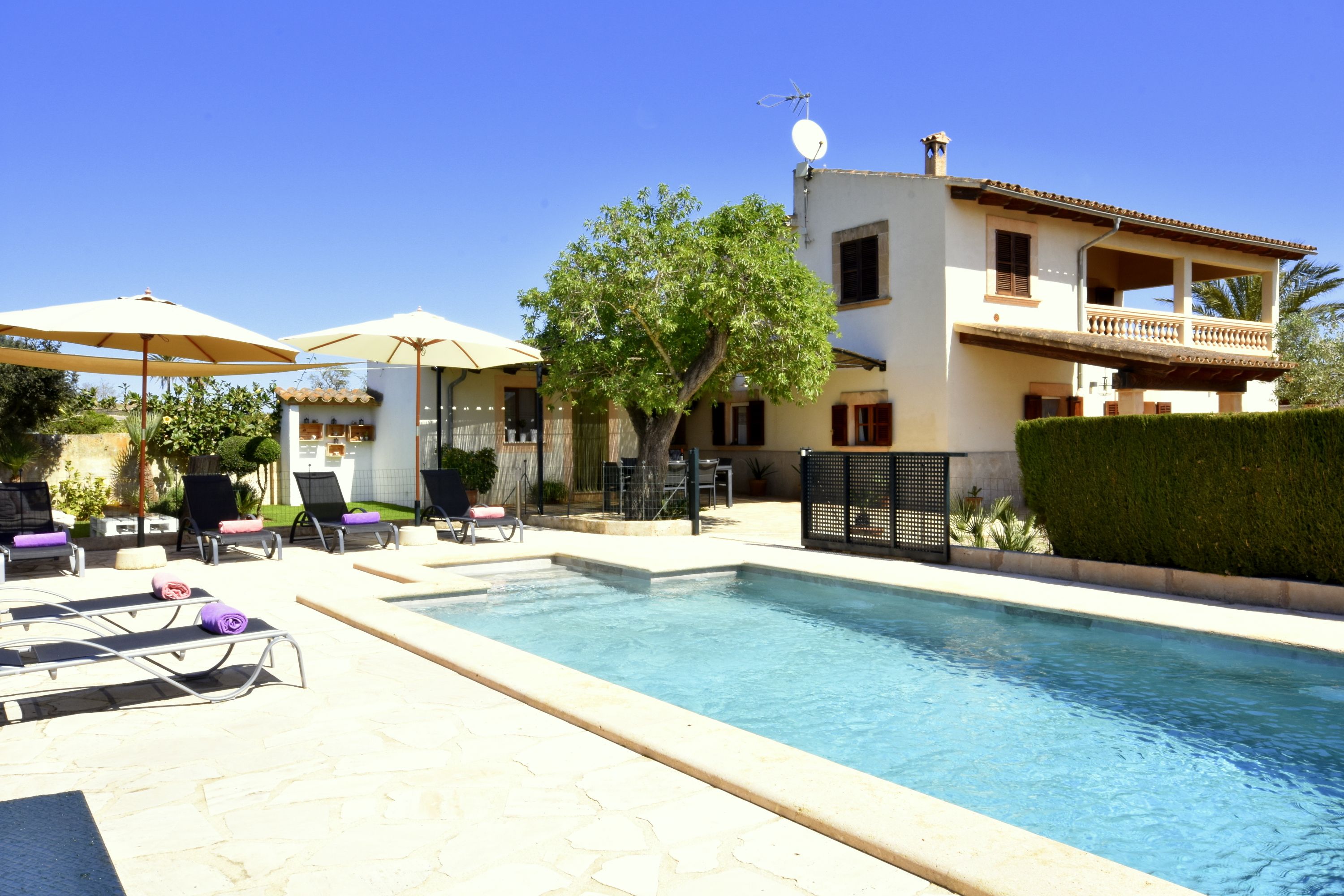 44262 Finca Els Xiprers