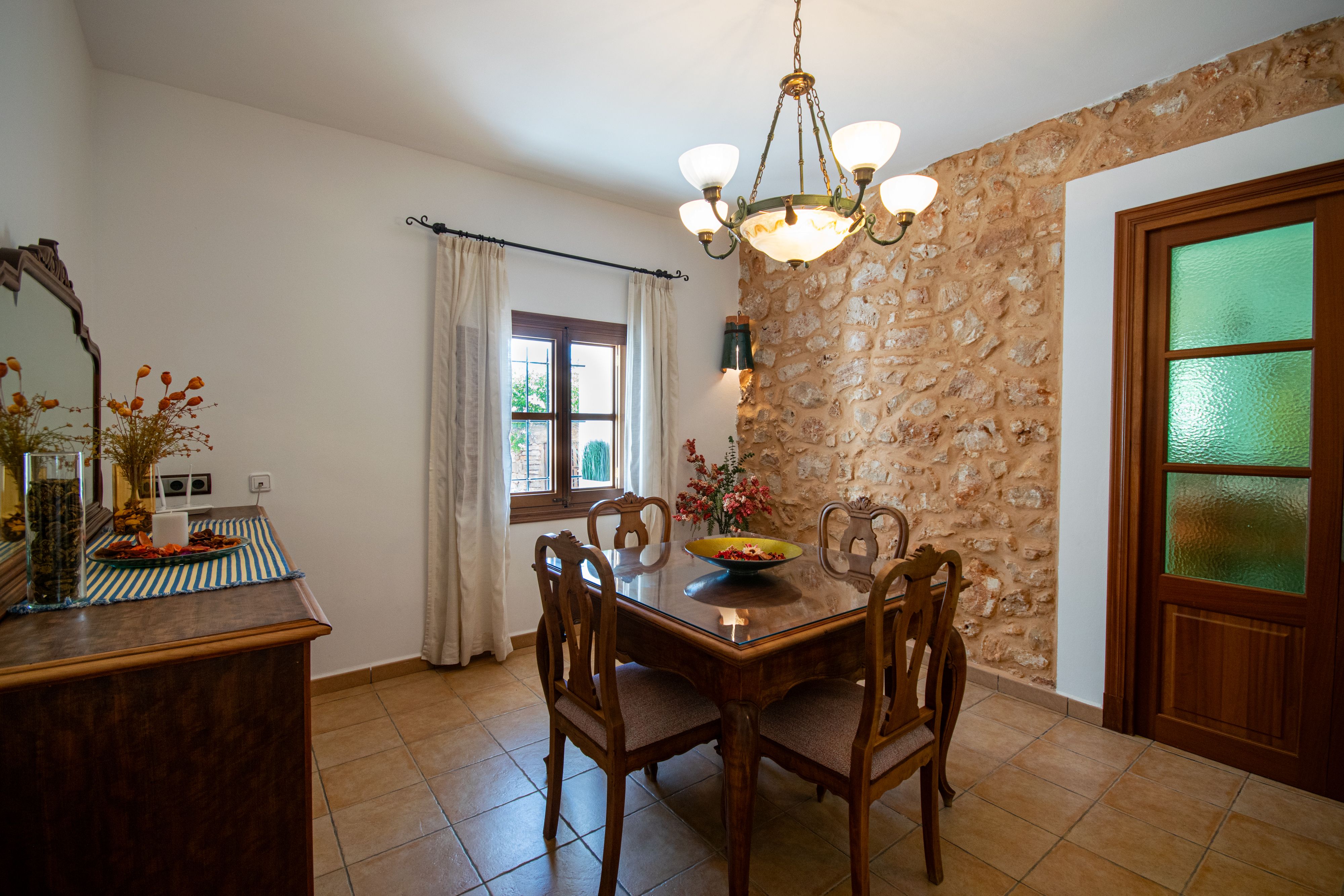 44383 Cas Verros – Bild 5
